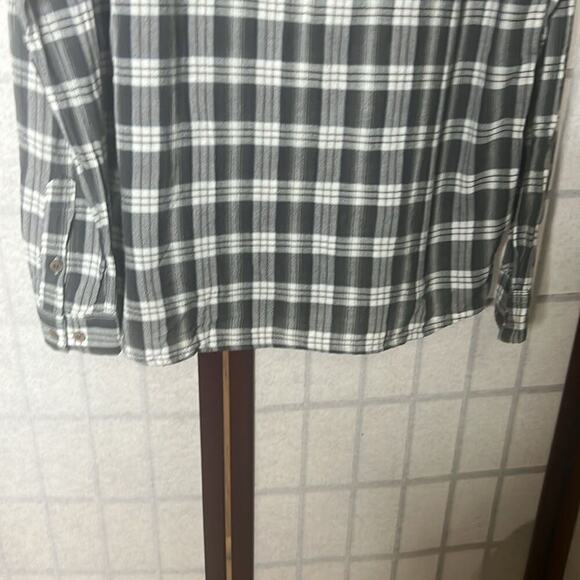 PATAGONIA 100% ORGANIC COTTON PLAID‎ BUTTON DOWN SHIRT SIZE M - Picture 3 of 7